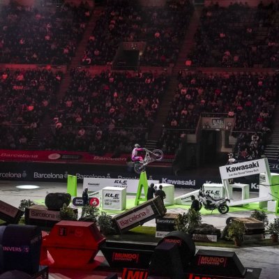 x-trial26_r7_barcelona_busto_09407_ps.jpg