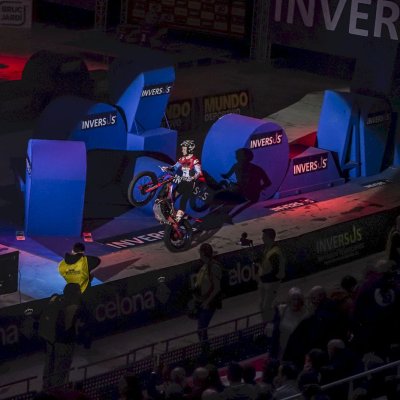 x-trial26_r7_barcelona_dufrese_101056_ps.jpg