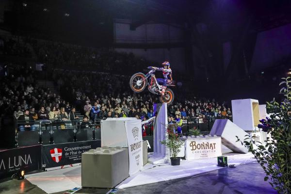x-trial25_r2_podium_ps207280_ps.jpg