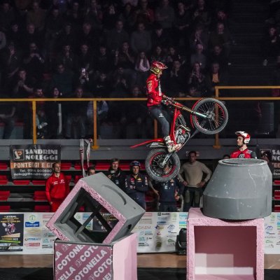 x-trial26_r5_busto_102587_ps.jpg