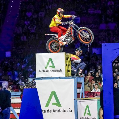 x-trial26_desnations_sevilla_spain_102329_ps.jpg