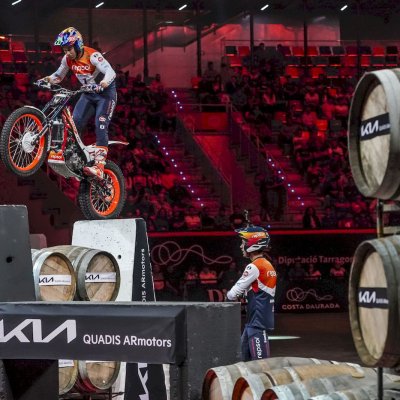 x-trial26_r9_bou_101889_ps.jpg