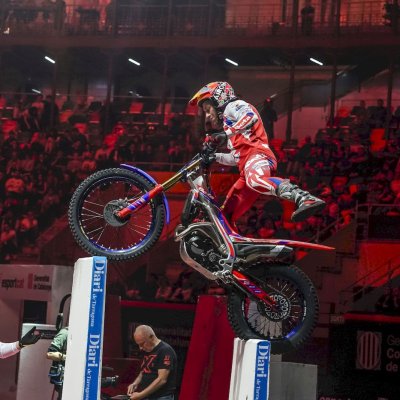 x-trial26_r9_grattarola_101105_ps.jpg