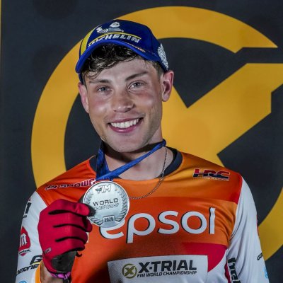 x-trial26_r9_podium_103030_ps.jpg